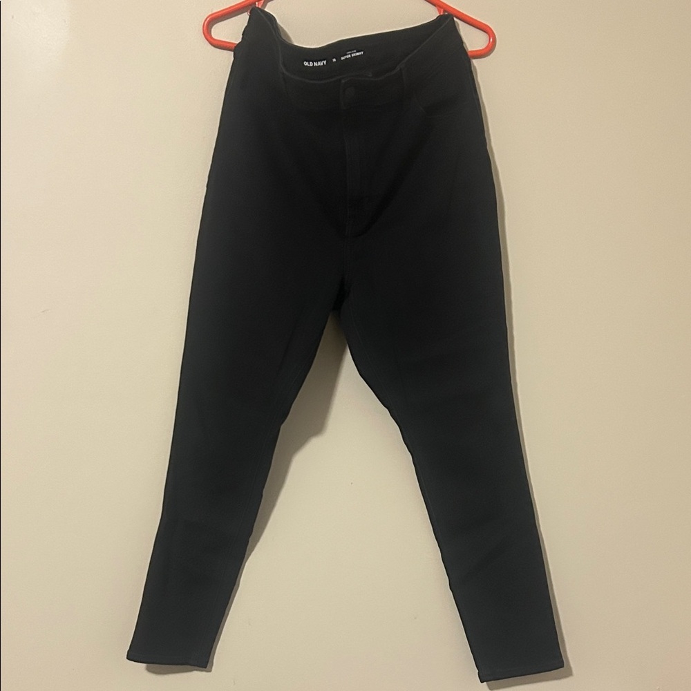 Old Navy High-Rise Super Skinny jeans in black, sized at 16 EUC - Picture 3 of 7